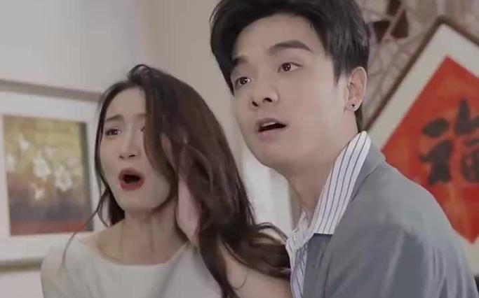 不裝了，腳踹渣男后我成了全球女戰(zhàn)神(全集)