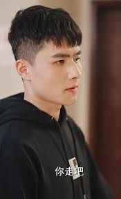 跑腿，竟是隱藏大佬(全集)